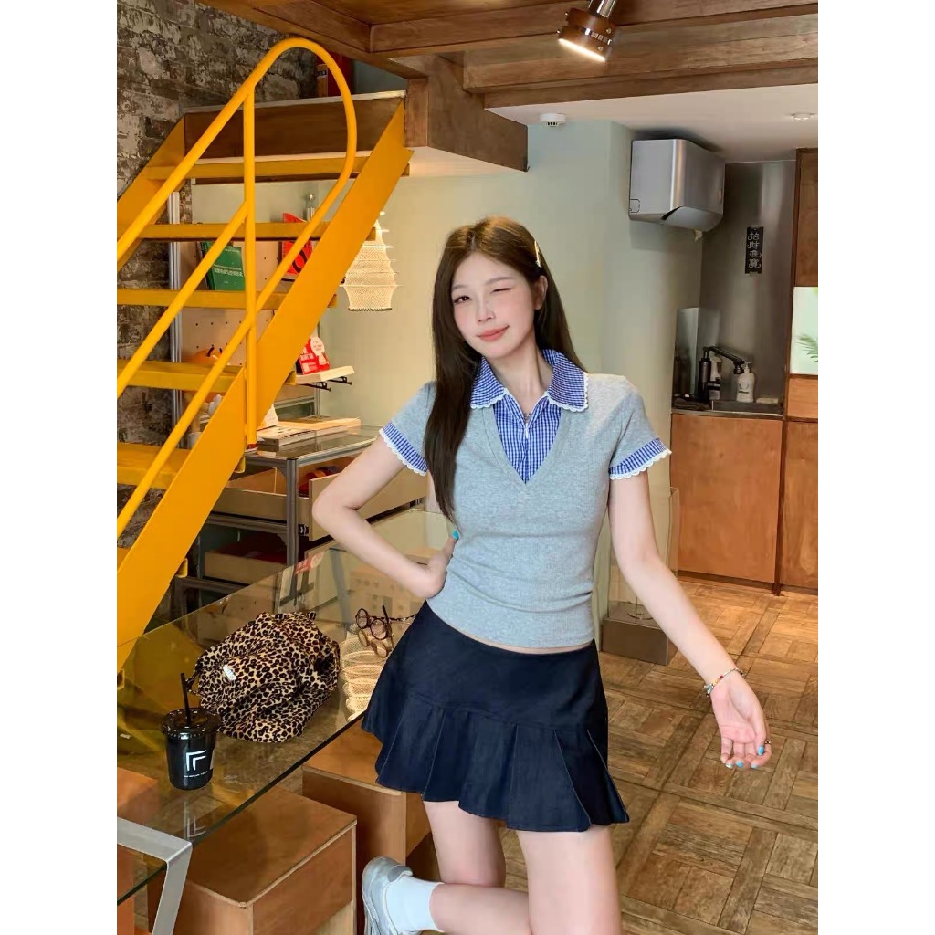 ส่งทันที Cici(NO. Y6337)เสื้อแขนสั้นผ้ายืด ดีเทลเย็บ2ชั้น คอปกลายตาราง ซิปหน้ารูดได้ สไตล์น่ารักวินเทจ - รูปที่ 4