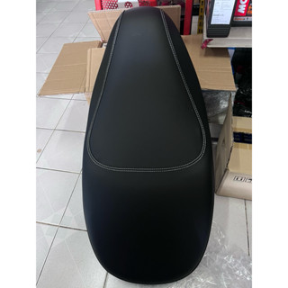 เบาะใหม่ งานนำเข้า  สำหรับnewvespa sprint primavera  iget