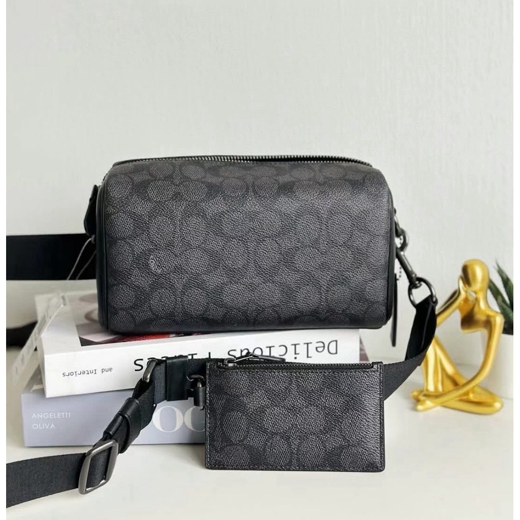 🎀 (สด-ผ่อน) กระเป๋าสะพายชาย Axel CV762 / 37F2LCOC5B 9 นิ้ว ดำ/  สีกรม 37U0SCOM0B เอ็มแค Cooper Flap 