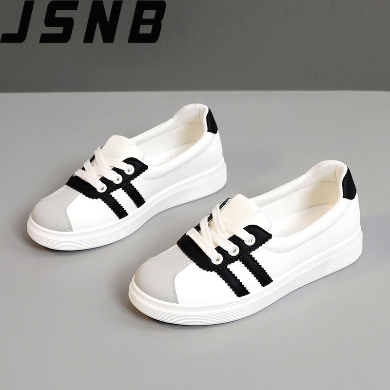 รองเท้าส้นเตี้ย ใส่สบาย กันลื่น ทนทาน สำหรับผู้หญิง ไซส์36-42 ใช้ในร.ร.หรือทำงาน