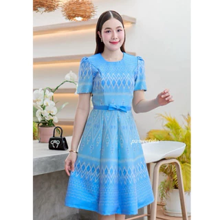 🔸NEW🔸 เดรสผ้าทออัดกาว สีทูโทน คอกลม โบว์เอว กระโปรงบาน8ชิ้น