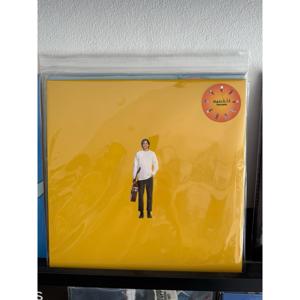 vinyl PHUM VIPHURIT : MANCHILD