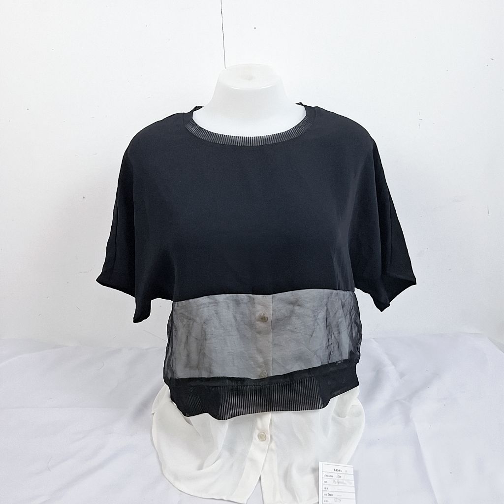 1J341 เสื้อแขนสั้น เสื้อแฟชั่น [มือสอง] รายละเอียดอยู่ในรูปภาพนะค่ะ