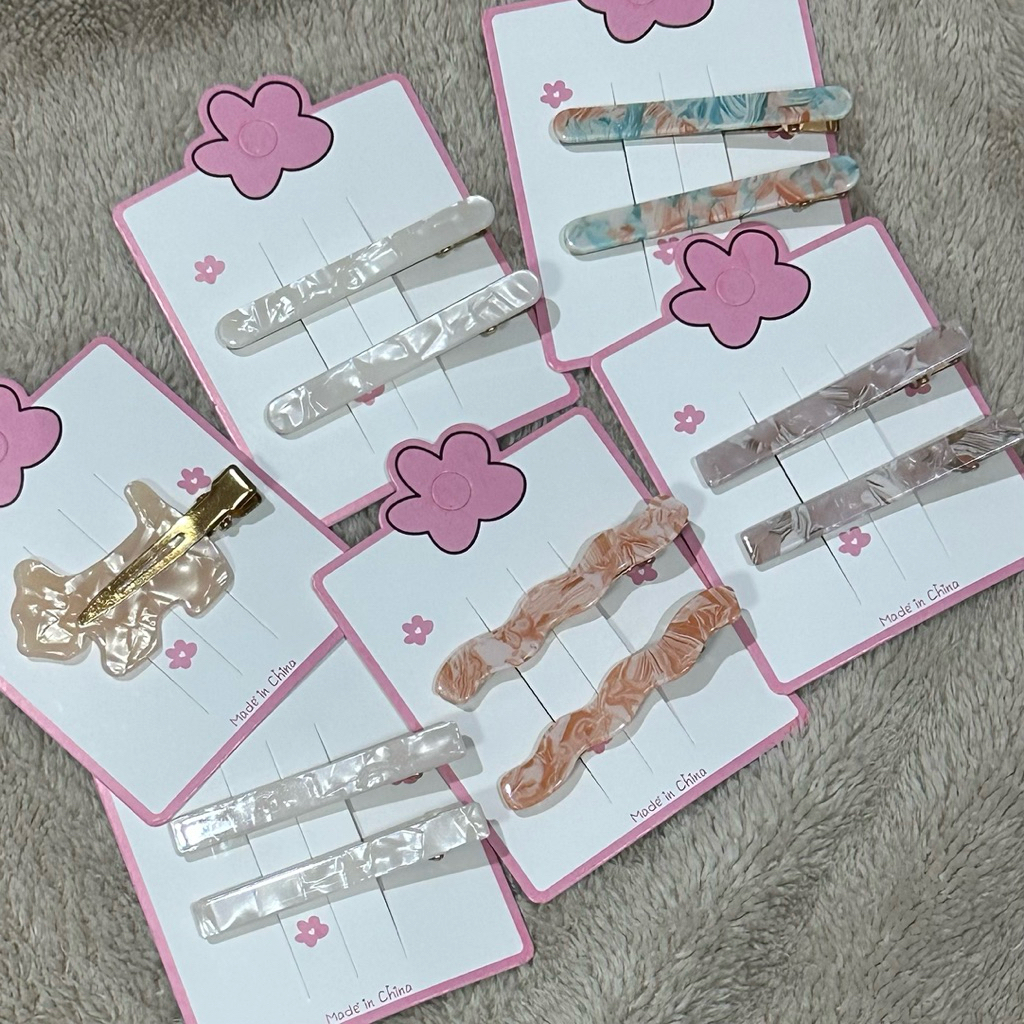[พร้อมส่ง🇹🇭] กิ๊บติดผม1 คู่ เรียบหรู ลายหินอ่อน (คละลาย) *ลายอาจแตกต่างจากภาพเล็กน้อย