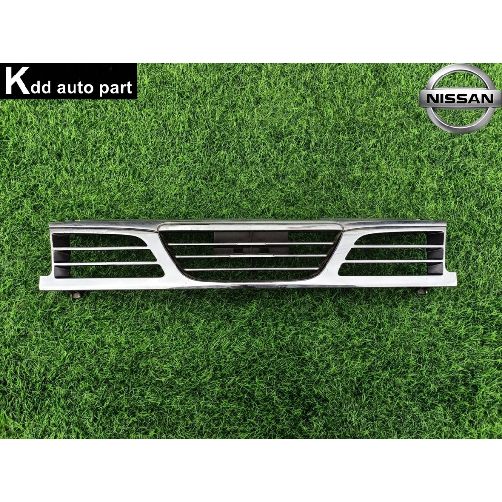 หน้ากระจัง Nissan Avenir W10