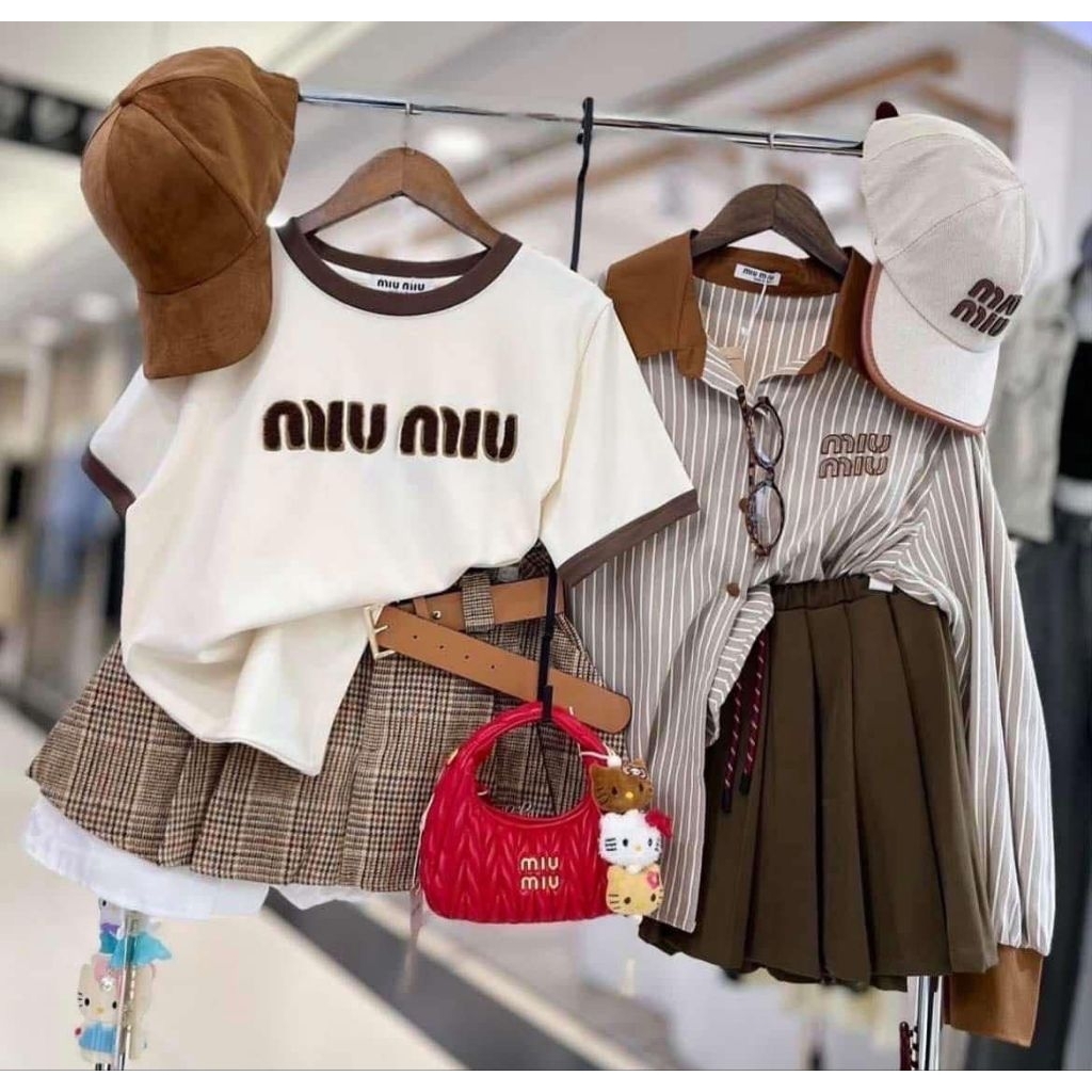 ชุดเซ็ทmiumiuเสื้อเชิ้ตคอปกลายทางกระโปรงกรีบรอบน้ำตาล
