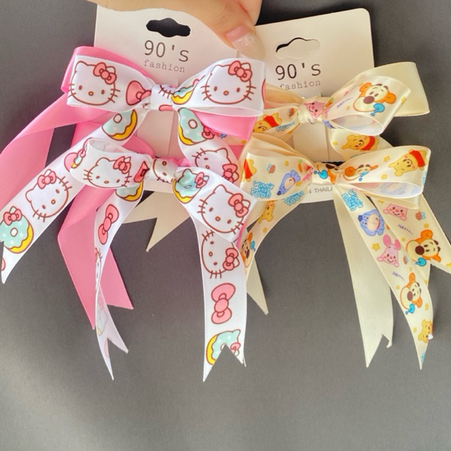 (2) กิ๊บโบว์2ชั้น คู่ละ 25 บาท (1 คู่ = 2 ชิ้น)