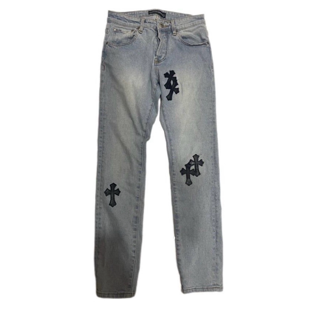 กางเกงยีนส์  chrome hearts 🖤♠️
