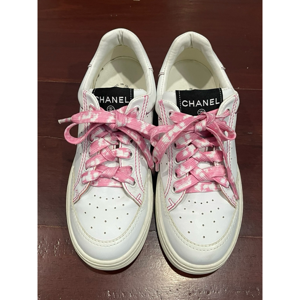 รองเท้า Sneakers Chanel สีขาว ไซด์ 35 มือ 2 สวยๆๆ จ้า