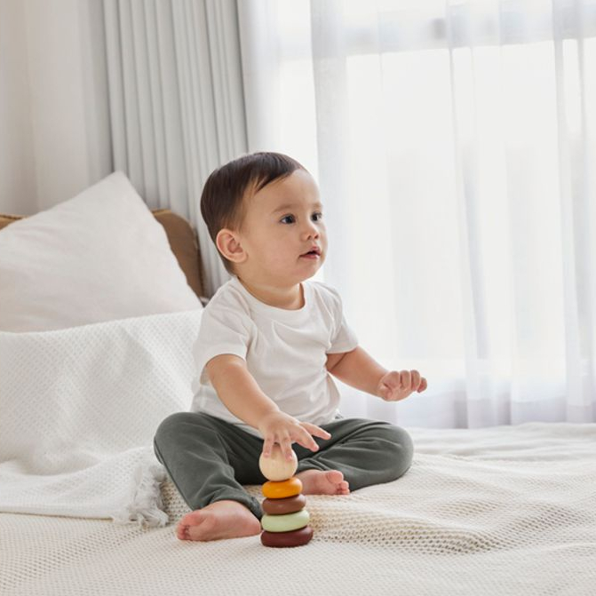 PlanToys ของเล่นไม้ 5286 My First Stacking - Modern Rustic เสริมพัฒนาการ สำหรับเด็กอายุ 12 เดือน ขึ้นไป — صورة 4