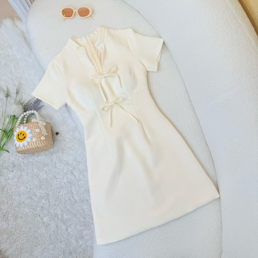 [LISA] A1092 ชุดเดรสกระโปรงคอวีแขนสั้นดีเทลแต่งผูกโบว์ เรียบหรูผู้ดีดูแพง ใส่เที่ยว ดินเนอร์ คาเฟ่ ออกเดท - รูปที่ 2