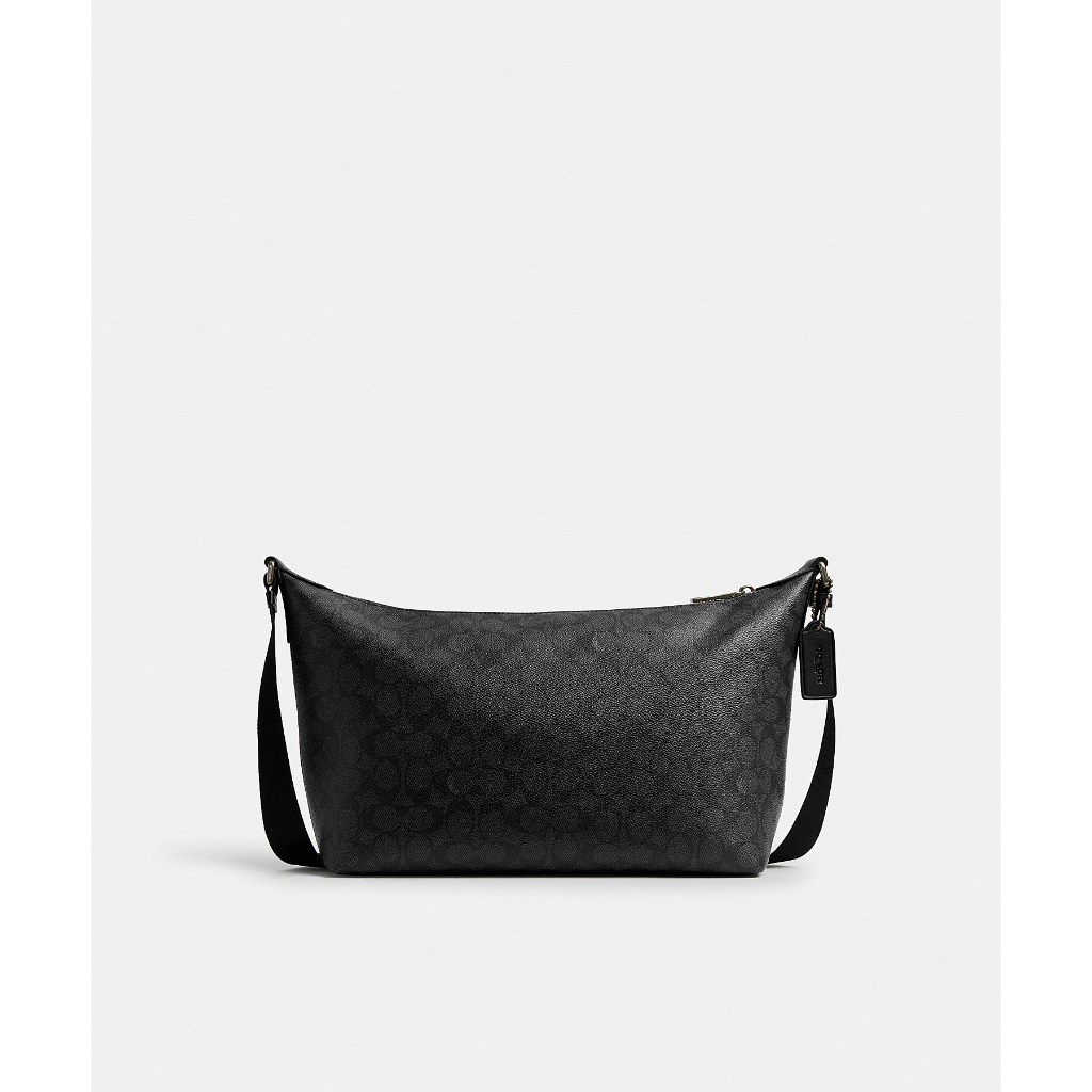 Coach CAJ91 Finn Crossbody Bag In Signature Canvas (QBMI5) กระเป๋าสะพายข้างผู้ชาย สี Qb/Charcoal/Black
