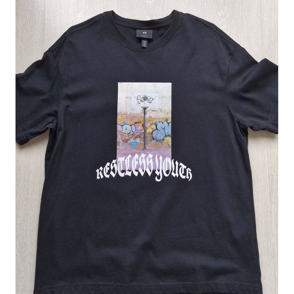 Used H&M T-shirt อก42ยาว28 👕