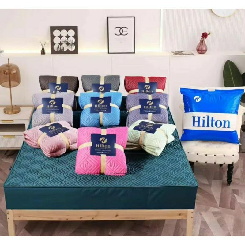 Hilton/Channita ผ้าปูที่นอนไหมเย็นเสริมยางพารา 3.5ฟุต 5 ฟุต 6ฟุต 3 ชิ้น เกรดพรีเมี่ยม ลื่น เย็นสบาย