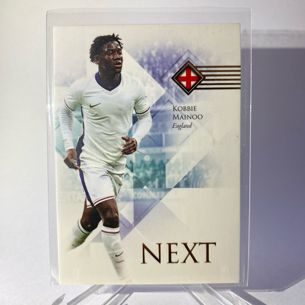 การ์ดนักฟุตบอล สำหรับสะสม KOBBIE MAINOO, ENGLAND, FUTERA UNIQUE 2024