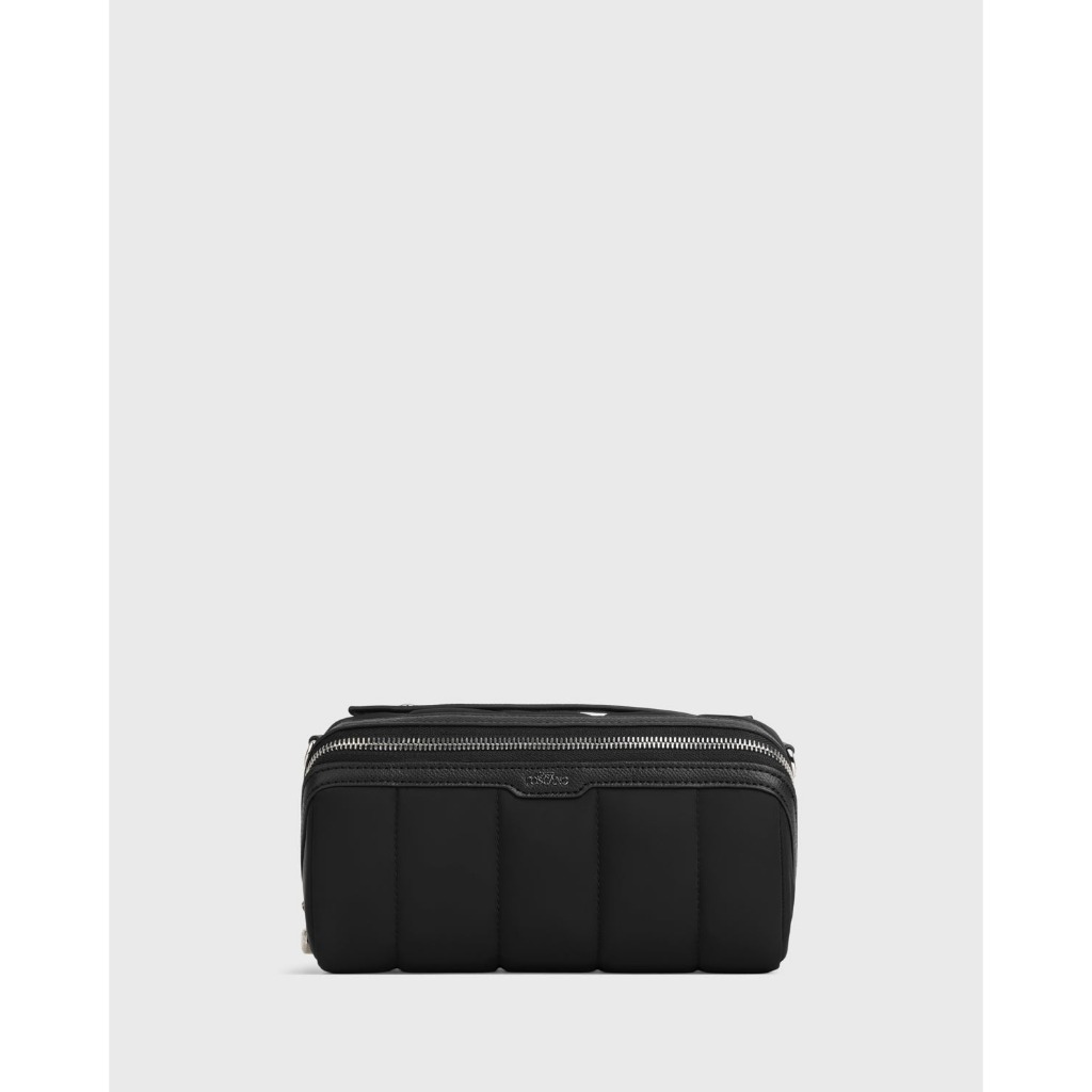 Tocco Toscano Elle Cosmetic Bag กระเป๋าเครื่องสำอางดีไซน์หรู สไตล์มินิมอล