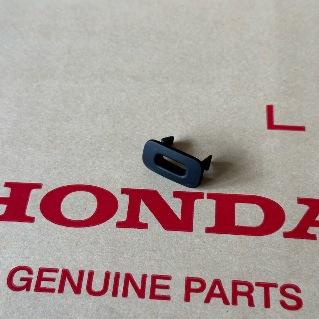 อะไหล่แท้ศูนย์ ฝาปิดคันเกียร์ SHIFT LOCK ACCORD G7 2003-2007 (UN-54716-SDC-T01)