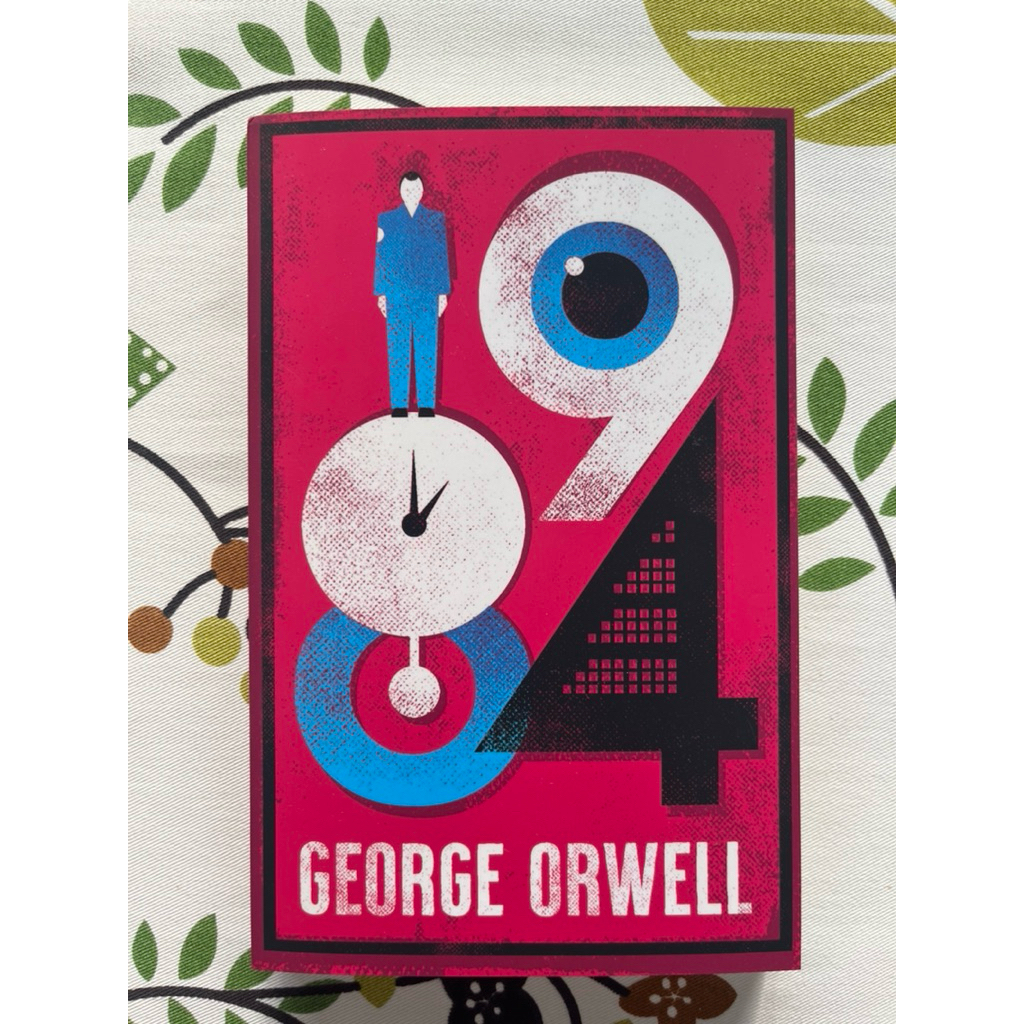 1984 George Orwell - A startling and haunting novel
