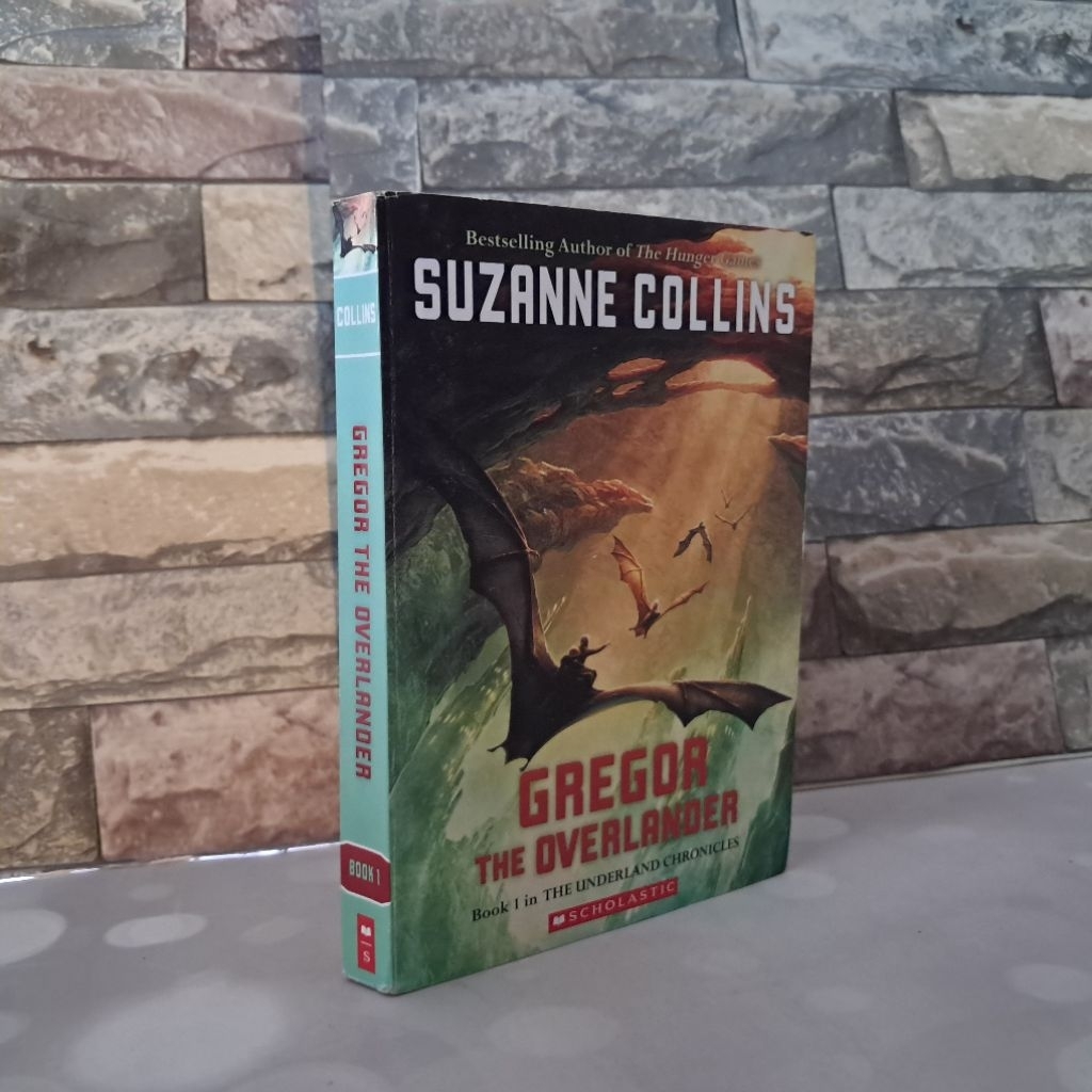 #มือสอง #O : #Gregor the Overlander : Suzanne Collins
