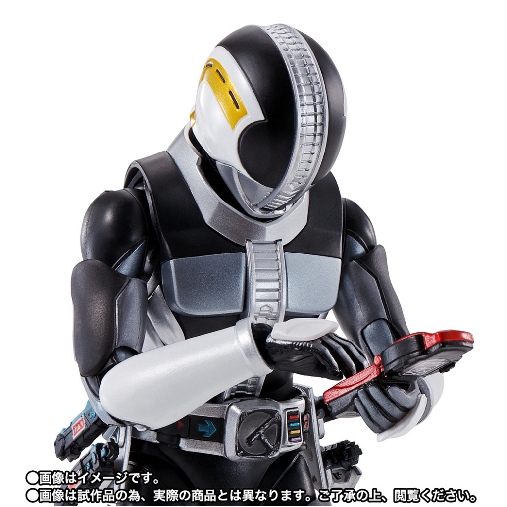 S.H.Figuarts (SHINKOCCHOU SEIHOU) MASKED RIDER DEN-O PLAT FORM (K-TAROS Ver.) มือ2 พร้อมส่ง