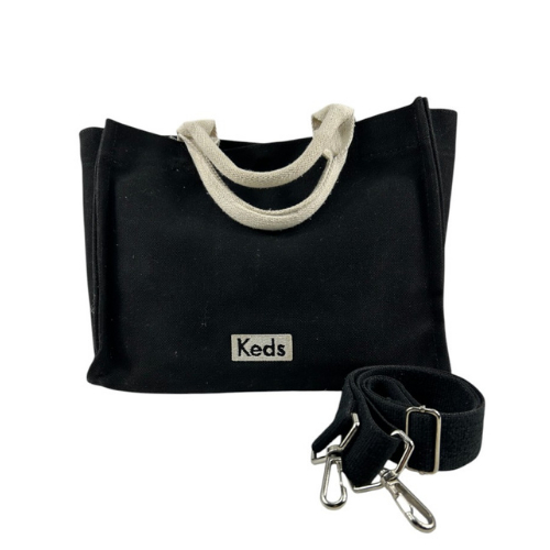 กระเป๋าสะพายจากแบรนด์ Keds