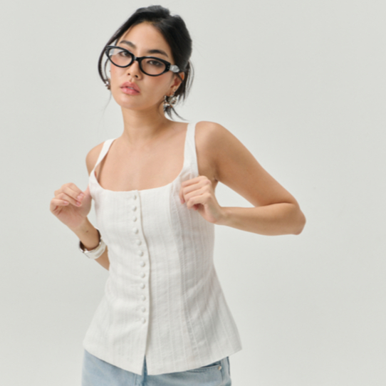felt.bkk Lima Shirt เสื้อ Square Shirt ลายฉลุติดกระดุม