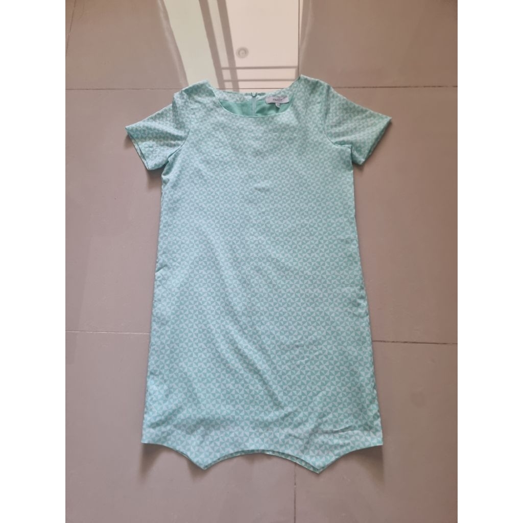 ชุดเดรสมือสองXACT(S)