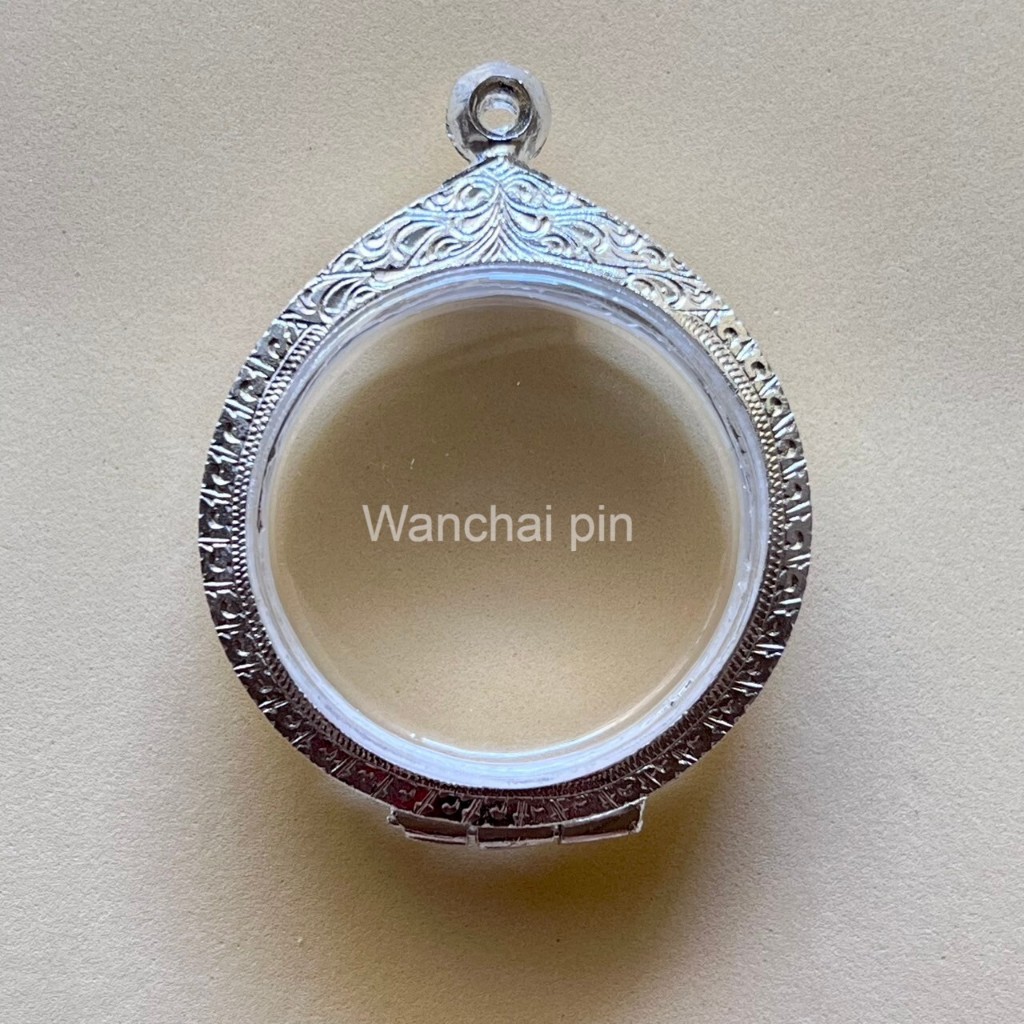(แถมแหนบ)กรอบเงิน ตลับเงิน ตลับพระ ใส่เหรียญทรงกลมพิมพ์จัมโบ้ (หน้าจอ 4 ซม) - รูปที่ 3