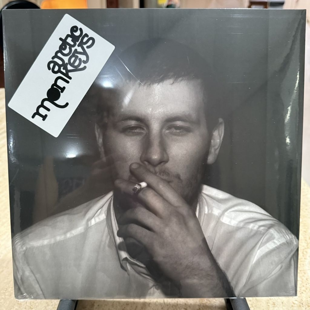 (LP) Arctic Monkeys - Whatever People Say I Am, That's What I'm Not Vinyl แผ่นเสียงในซีลมือหนึ่ง