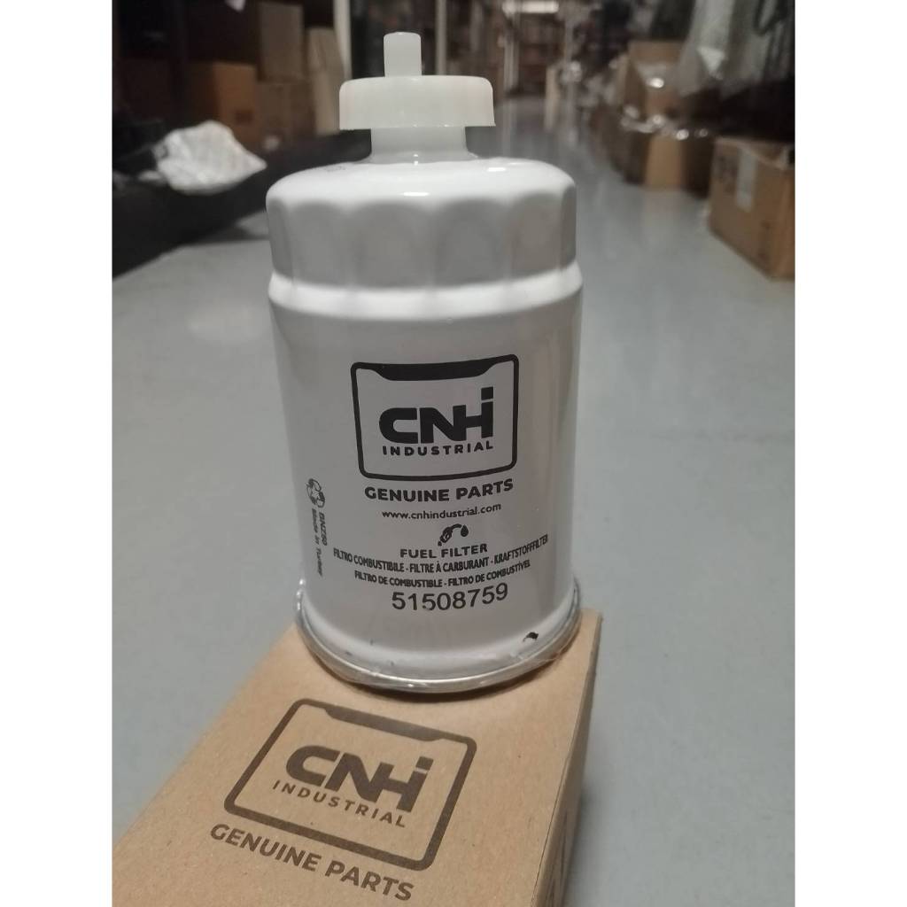 กรองน้ำมันโซล่ารถไถนิวฮอลแลนด์รุ่นTT3.50pius50แรง