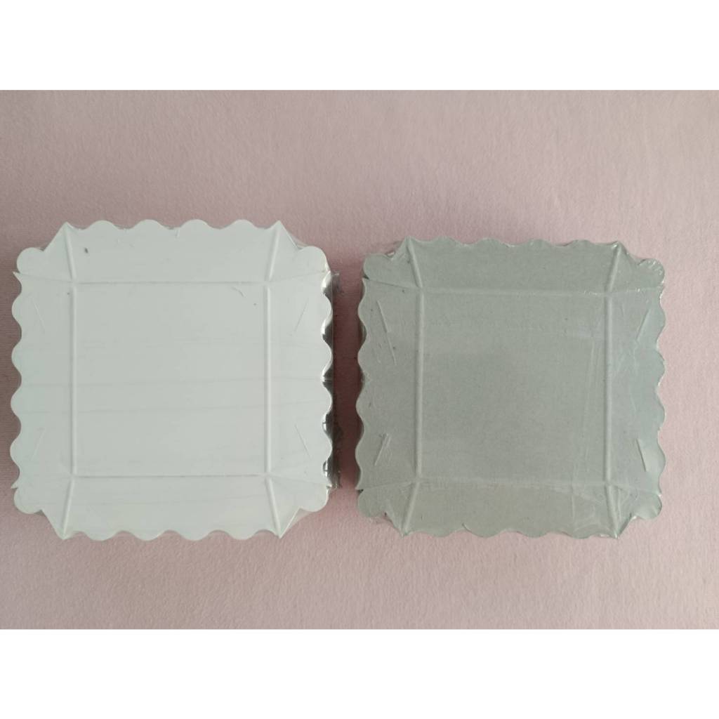 ถาดขนมกระดาษขาวเทาไซส์ss(3.5''x3.5'')หนาพิเศษ350แกรมยังไม่ขึ้นรูป