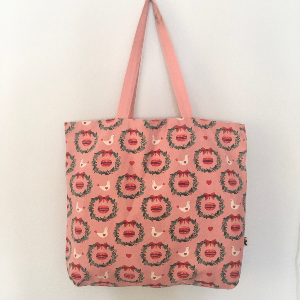 มือสอง• กระเป๋าผ้า ใบใหญ่ Flying Tiger Copenhagen