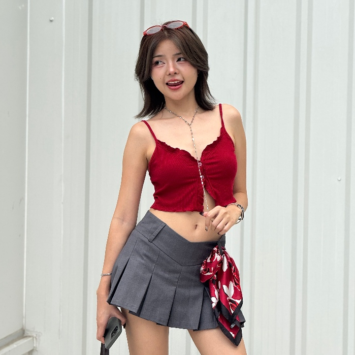 WARM WEARS - Bella crop top เสื้อสายเดี่ยวกระดุม ครอป