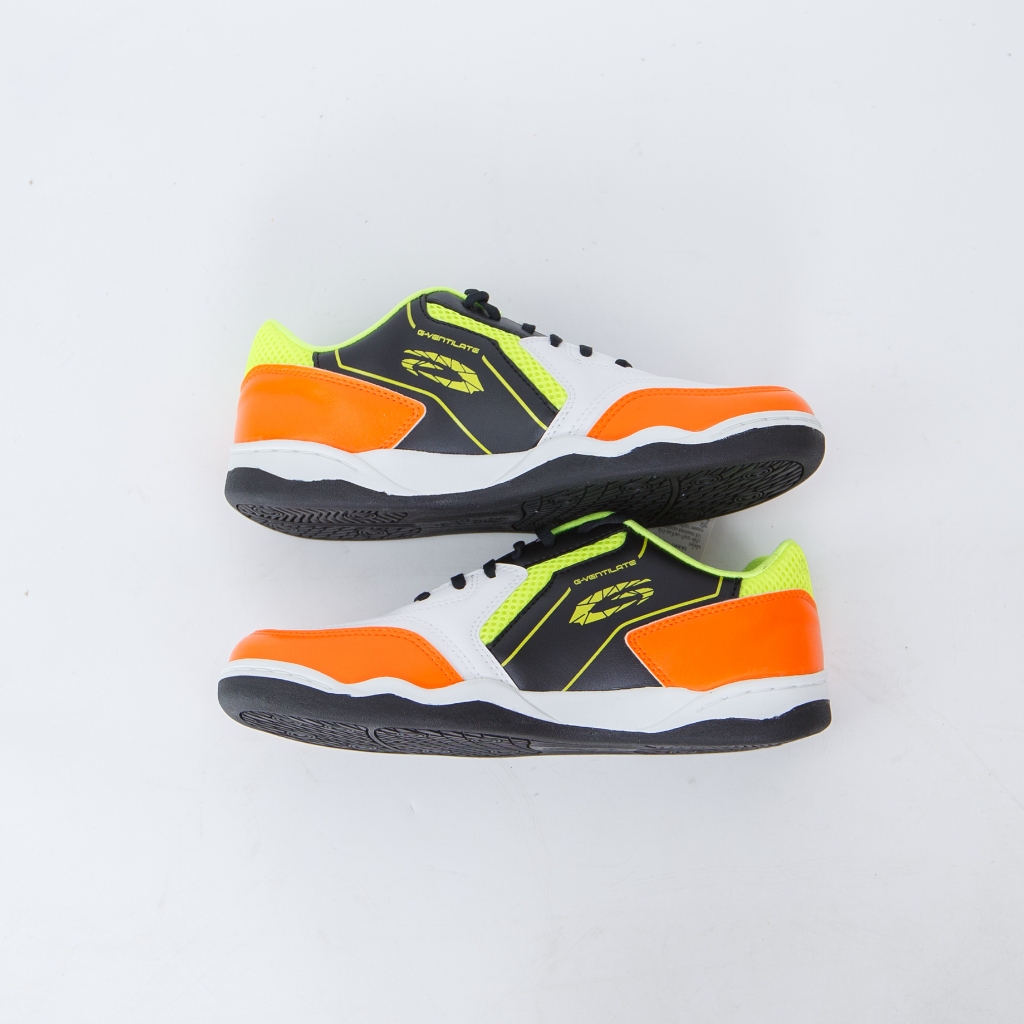 รองเท้าฟุตซอล GIGA (FG425) สีสันโดดเด่น ใส่สวย ฟรี!สีขาว Socksy 1คู่ งานไทยใส่คุ้ม