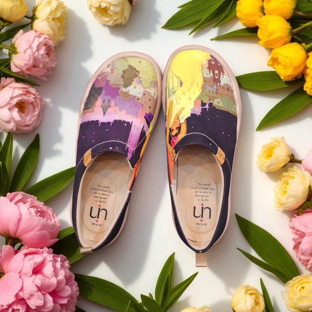 UIN fashion retro sports art casual sneakers travel shoes Midnight Artist Paint Women Canvas Shoes