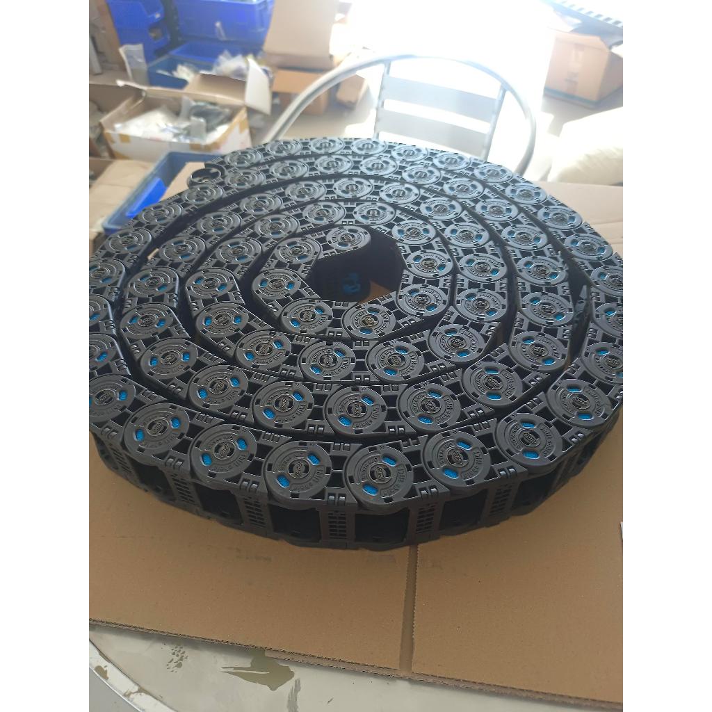 ST044N.100.R50.1012L รางร้อยสายไฟ สินค้าคงเหลือ/ชิ้น = 7 (PK-E001)