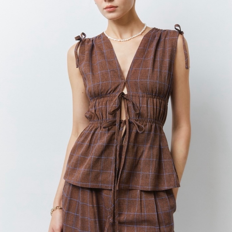 Nichii - Graph Mushroom เสื้อแขนกุด
