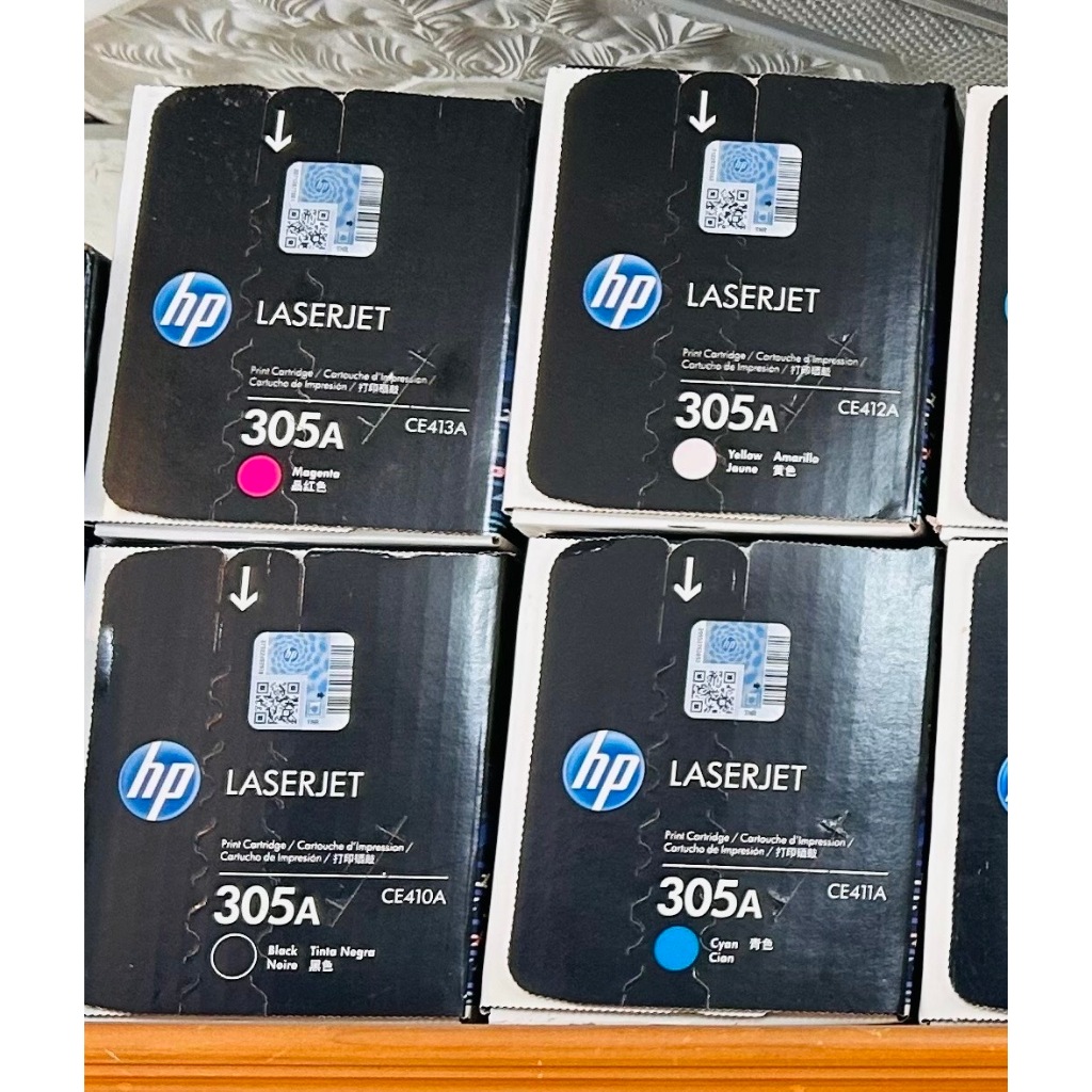 HP ตลับหมึกโทนเนอร์ Toner Cartridge รุ่น 305A (CE410A,CE411A,CE412A) หมึกสีเหลือง,สีน้ำเงิน,สีแดง