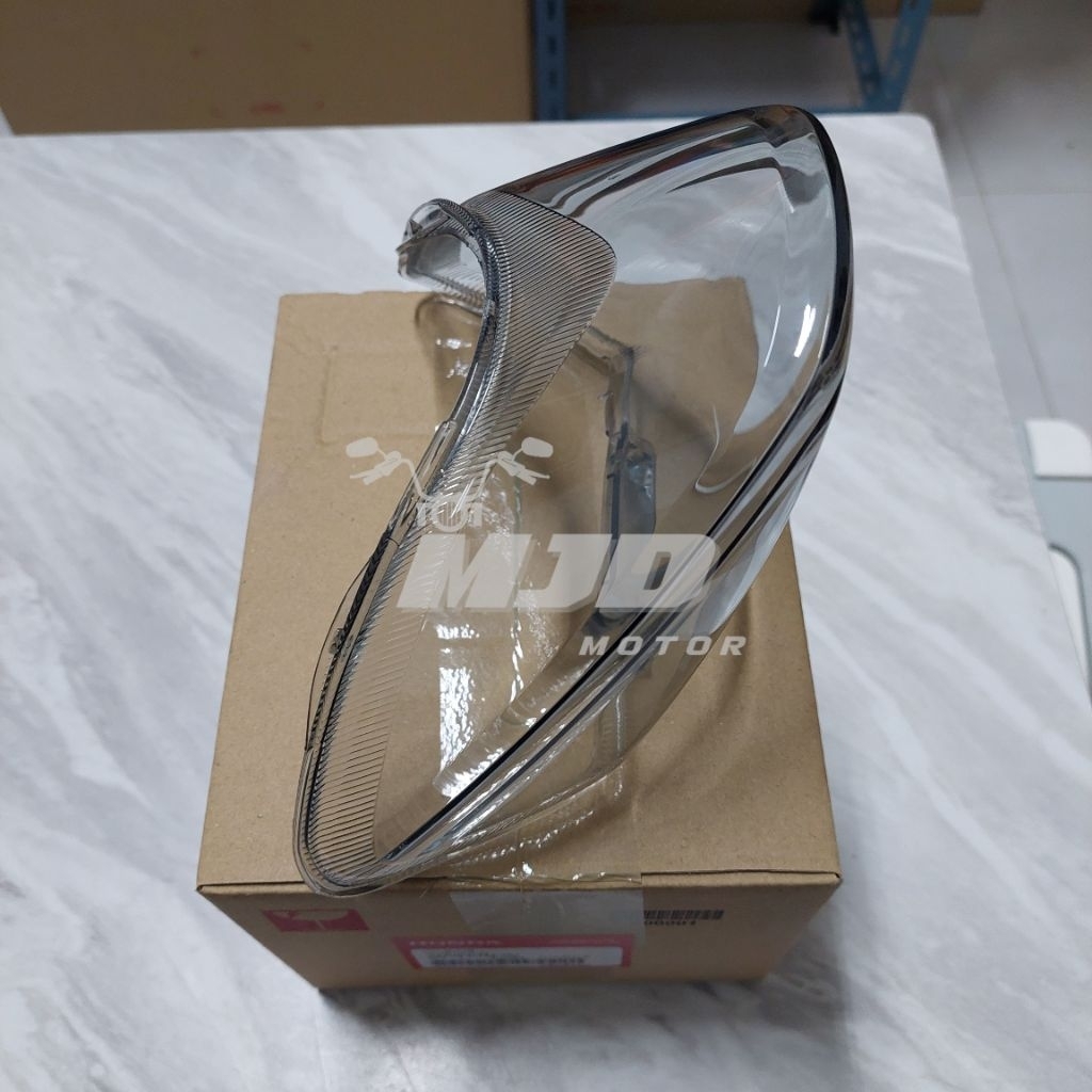 ฝาครอบไฟท้ายเวฟ125S เวฟ125R สีสโมค เลนส์ไฟท้าย แท้ศูนย์