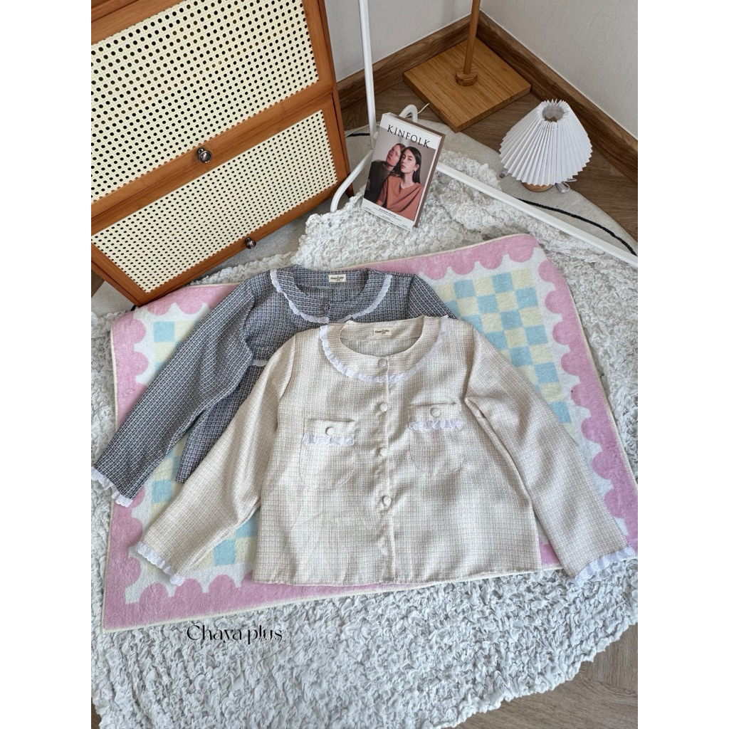 เสื้อสูท ​เสื้อคลุมเนื้อผ้าทอทวิค งานกระดุมปั๊ม แต่งลูกไม้รอบตัว - รูปที่ 4