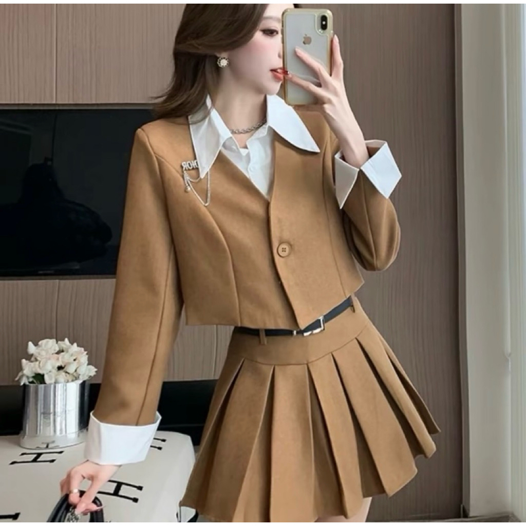 ส่งต่อ Bellyn Clothing : Caramel set (เสื้อ+กระโปรง+เข็มขัด) ใส่ครั้งเดียว