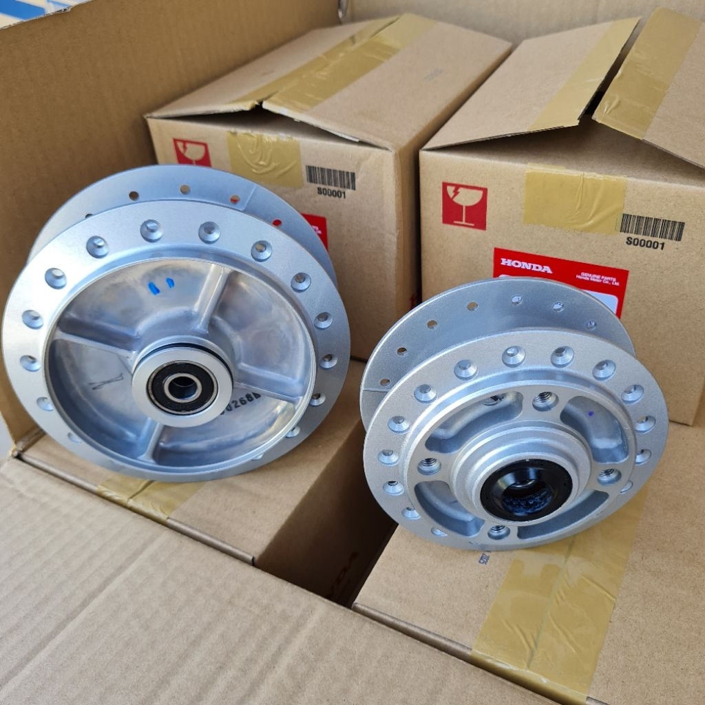 ดุมแท้เบิกศูนย์ เวฟ125s 125i ไฟเลี้ยวบังลม หน้า + หลัง พร้อมอุปกรณ์ครบชุด