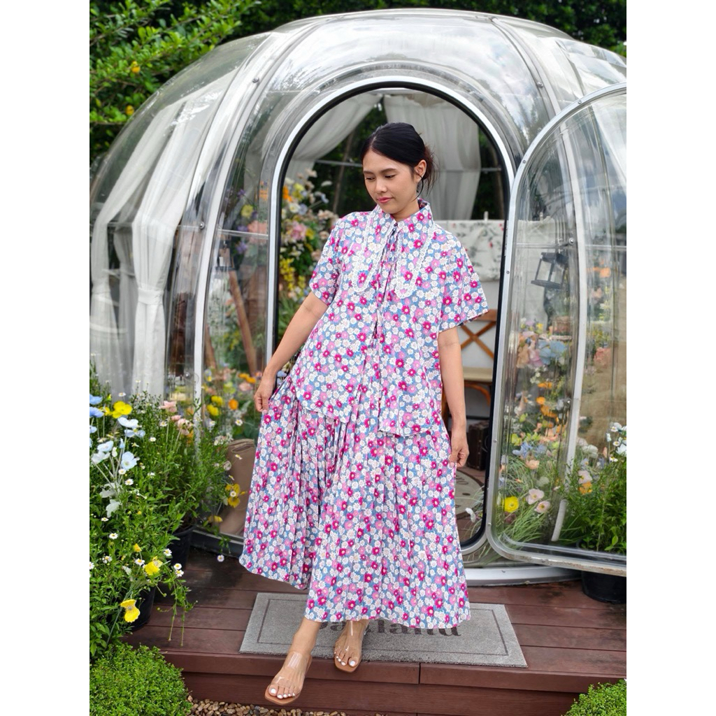 ชุดเช็ทรุ่น Blooming Pleats ( 2 ชิ้น เสื้อ+กระโปรงอันพลีท )