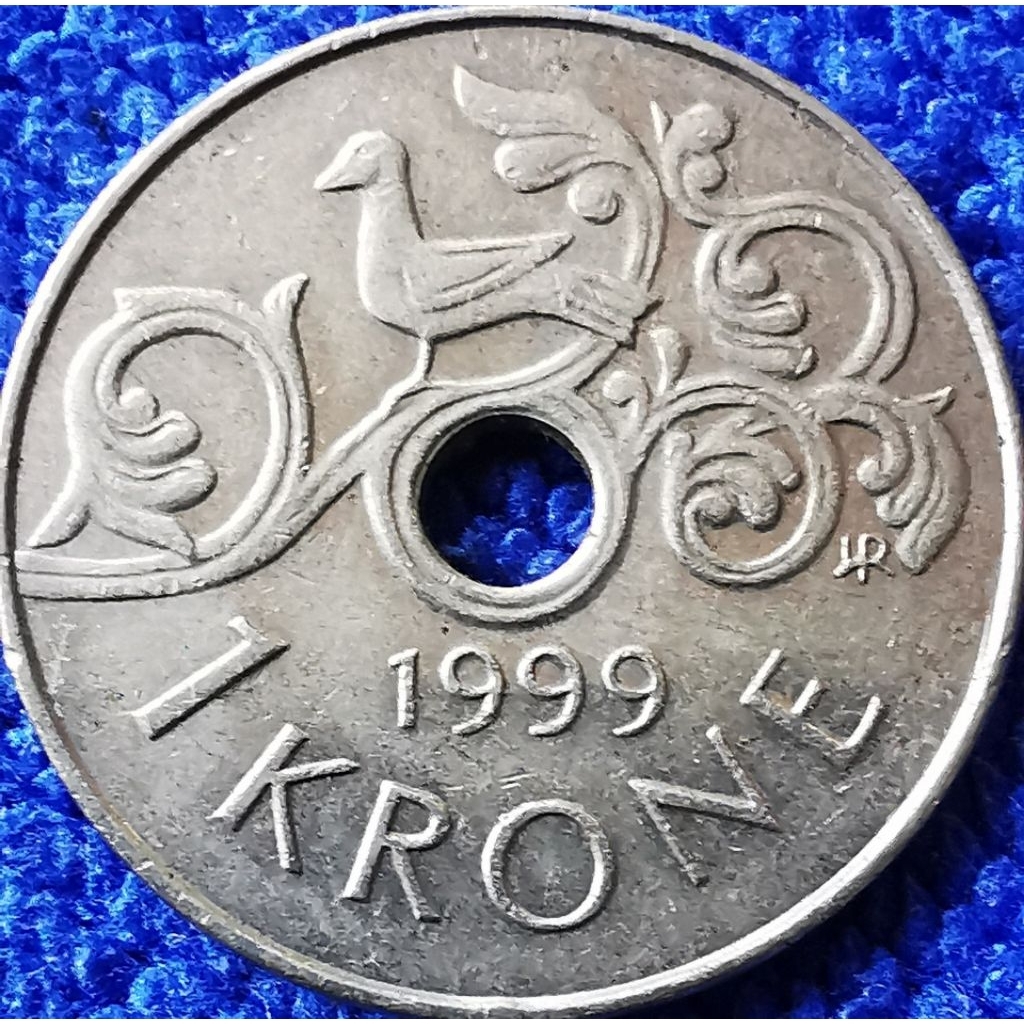 เหรียญ​ นอร์เวย์​ Norway​ 1 Krone, (รุ่น​ Harald V), ใช้แล้ว, #​0943