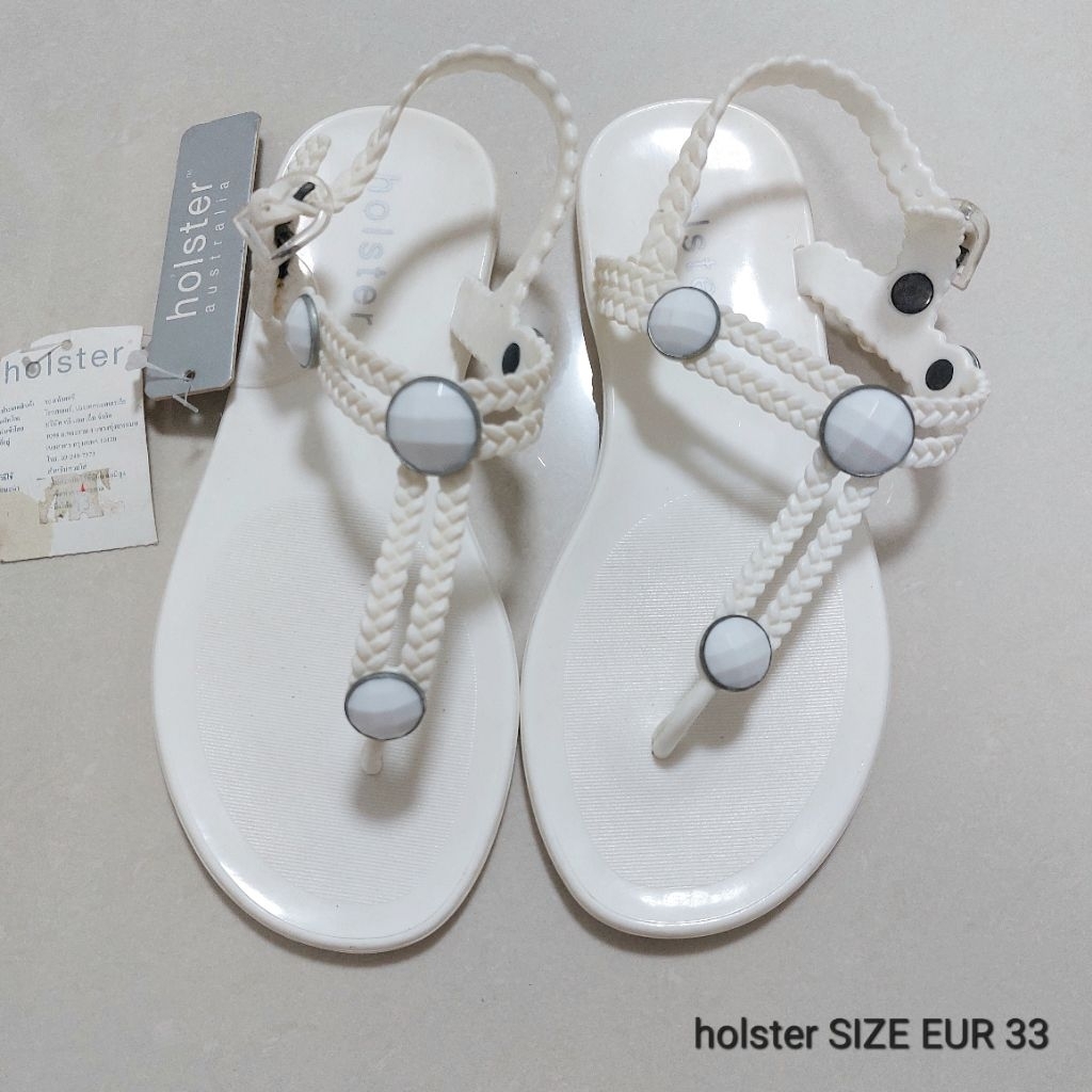 รองเท้าแตะเด็ก holster ใหม่ ป้ายห้อย แท้100% สีขาวละมุนค่ะ ไซส์  EUR 33ใหม่ ป้ายห้อยห้อย