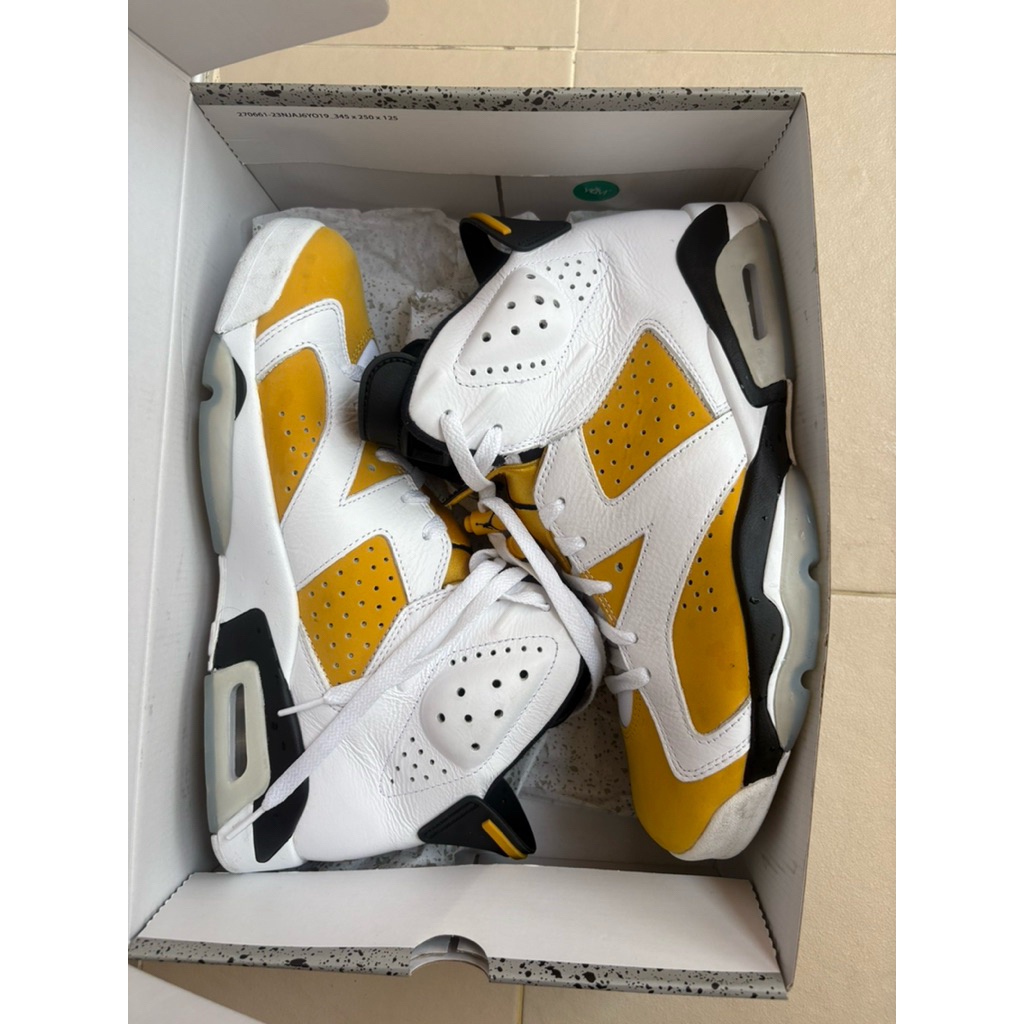 Nike Air Jordan 6 Retro