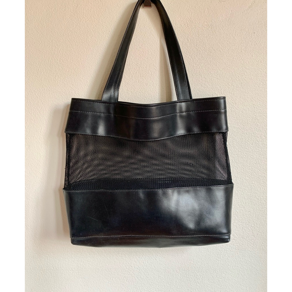 มือ✌️กระเป๋าตาข่ายเก๋ๆ ป้าย Riya brand