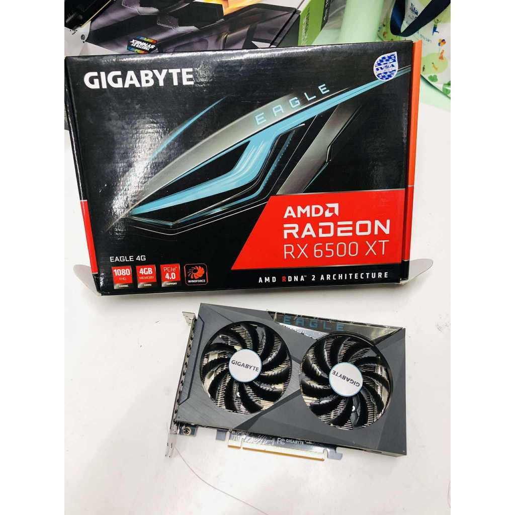 VGA  GIGABYTE RADEON RX 6500 XT EAGLE 4G ครบกล่อง สภาพมือ1  ประกันยาว พร้อมใช้งาน2