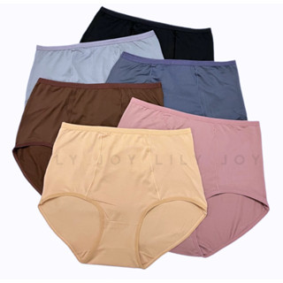 กางเกงในเอวสูง มีตะเข็บหน้า ผ้าสเปนเดกส์ เนื้อผ้าลื่น ใส่สบา…