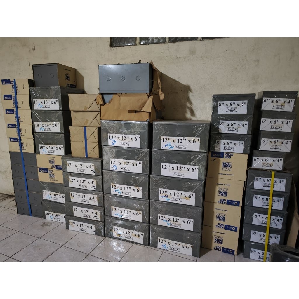 PULL BOX ยี่ห้อ KJL เคเจเแอล  KBXS มีหลายขนาด